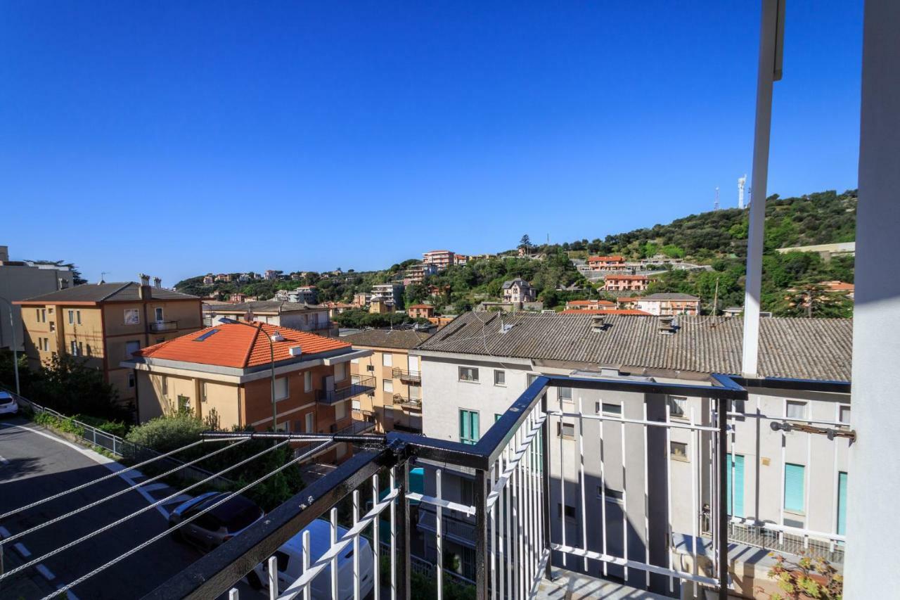Ampio Appartamento Con Box Auto Celle Ligure Dış mekan fotoğraf